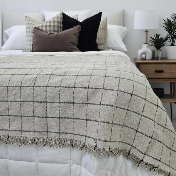 LAST ONE - Irish Linen Cotton Bedcover Massive Throw Fringe 230x200cm - Black Plaid