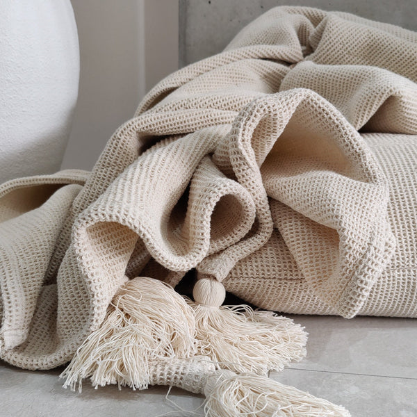 LAST ONE - Amiens Linen Cotton Waffle Texture Tassel per Soft Massive Throw Bedcover 150cmx220cm - Off White | Tassel