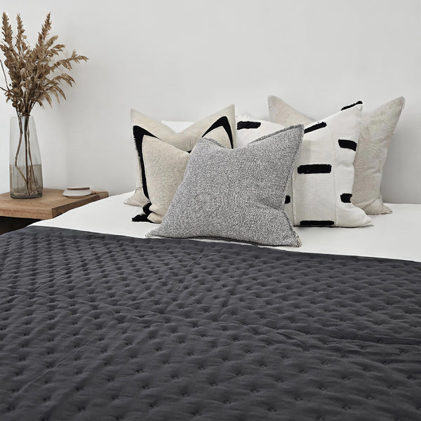 Darla Quilted Polyester Bed Cover Massive Blanket Coverlet 220cm x 240cm - Charcoal