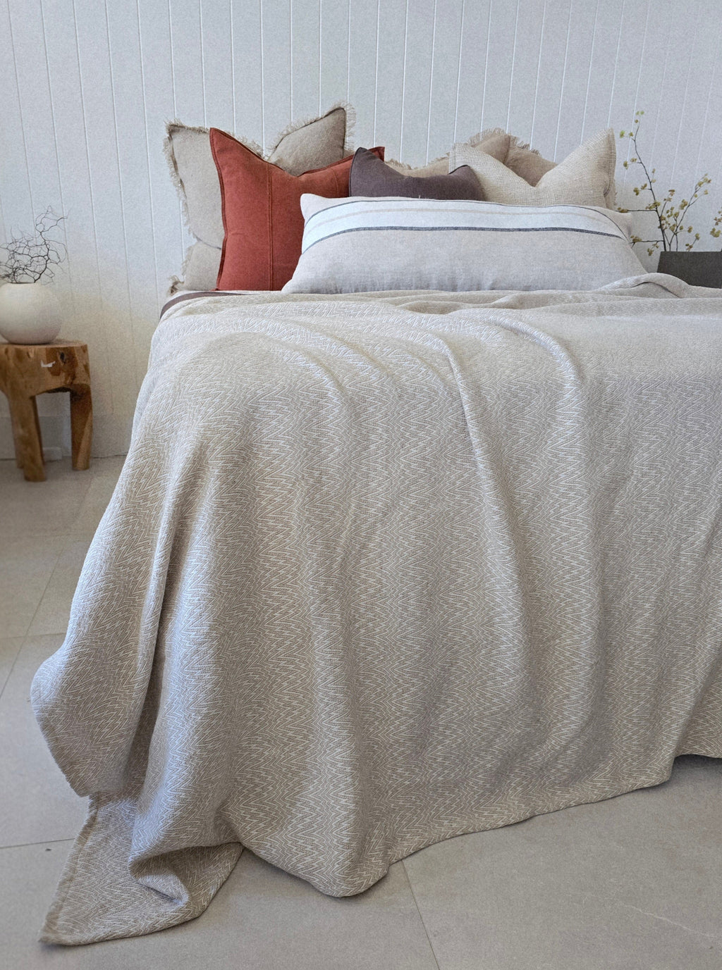 The Ripple Jacquard Linen Cotton Massive Throw Bed Cover 150cm x 230cm - Off White | Natural