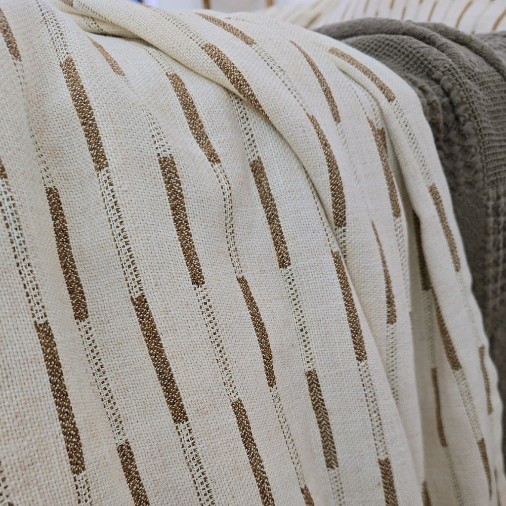 Aurora Massive Throw 150x230cm - Brown