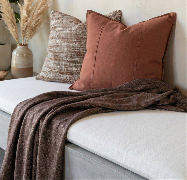 Riley Massive Throw 150x230cm - Muse Chocolate