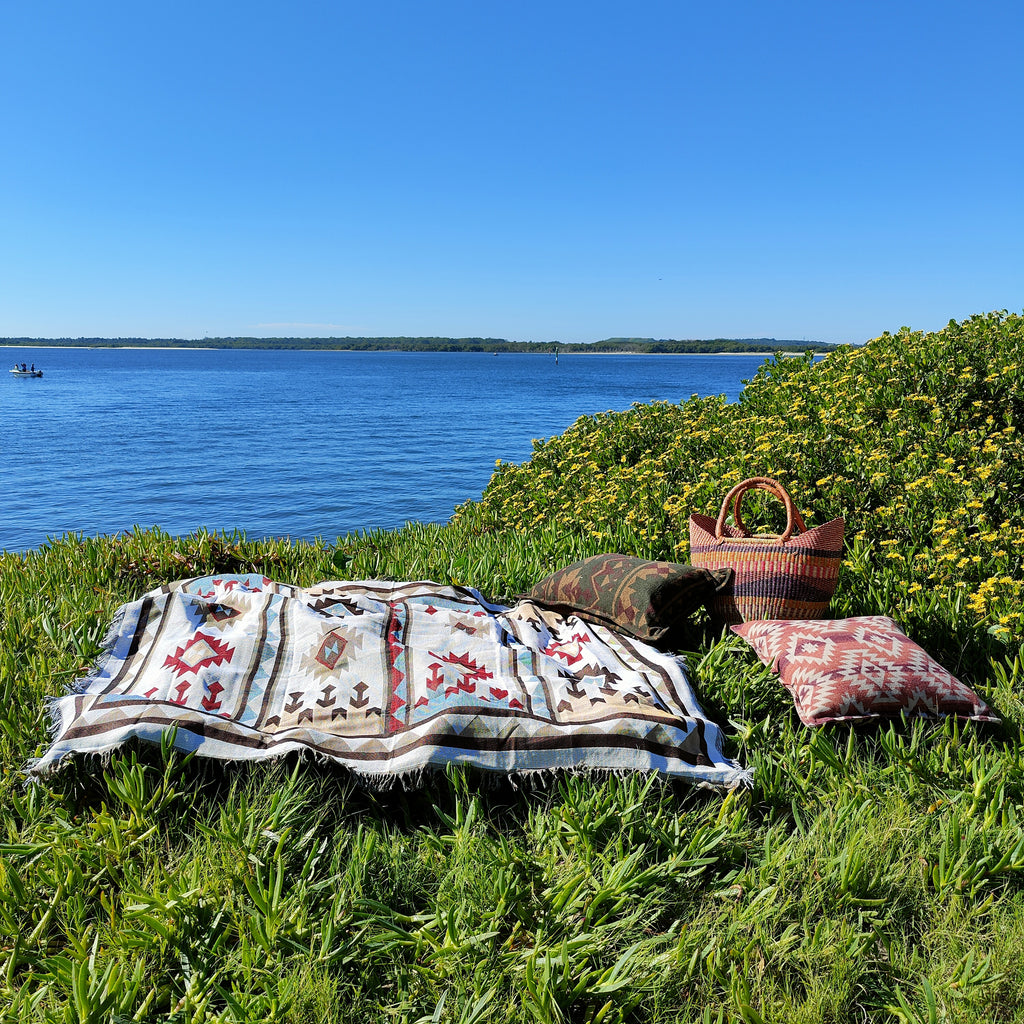 Woven Tapestry Picnic Rug Beach Blanket- Sioux Land