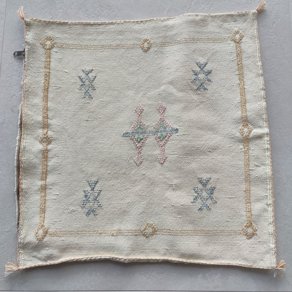 Casablanca Artisan Moroccan Cactus Silk Home Hand-Loomed Vegan Cushion Cover