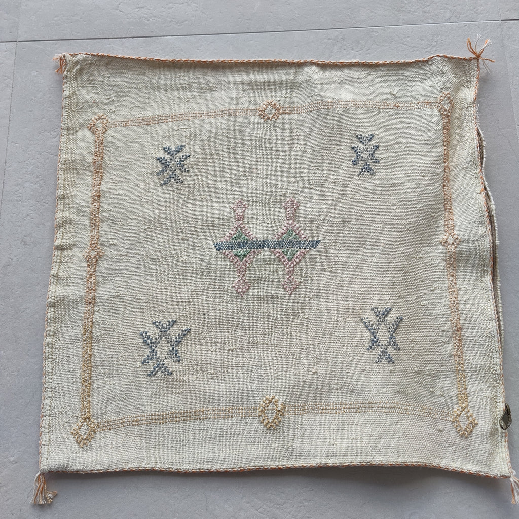 Casablanca Artisan Moroccan Cactus Silk Home Hand-Loomed Vegan Cushion Cover