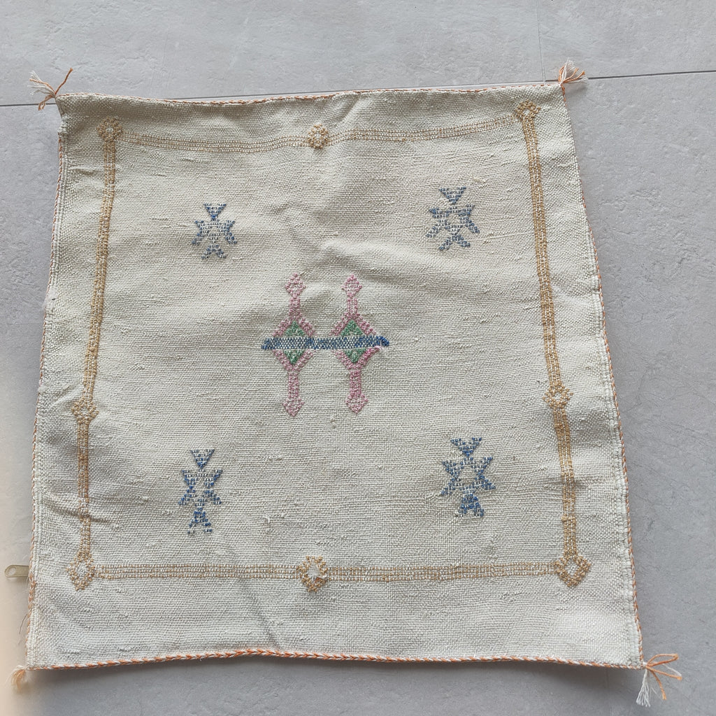 Casablanca Artisan Moroccan Cactus Silk Home Hand-Loomed Vegan Cushion Cover