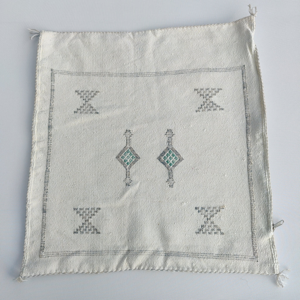 Casablanca Artisan Moroccan Cactus Silk Home Hand-Loomed Vegan Cushion Cover