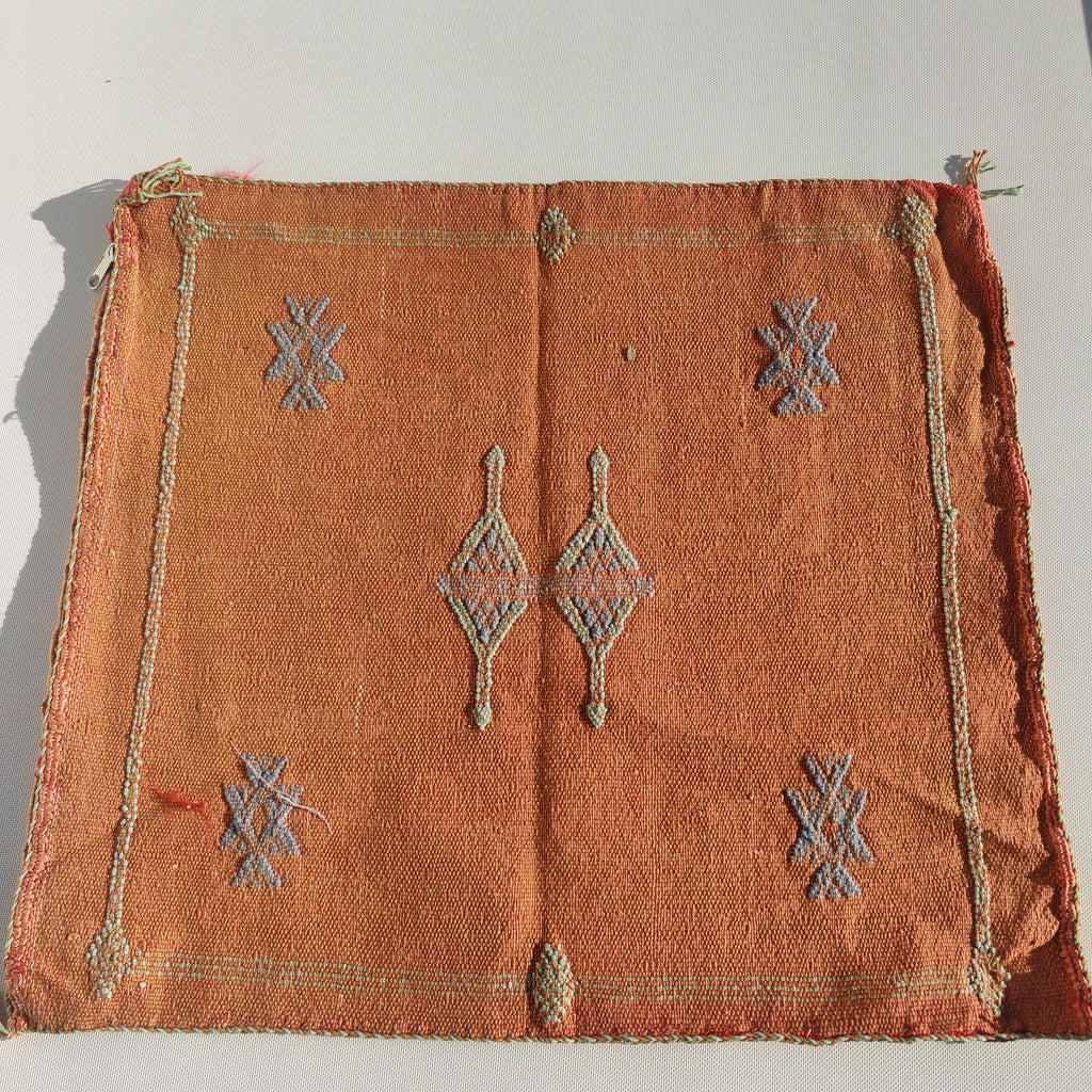 Casablanca Artisan Moroccan Cactus Silk Home Hand-Loomed Vegan Cushion Cover