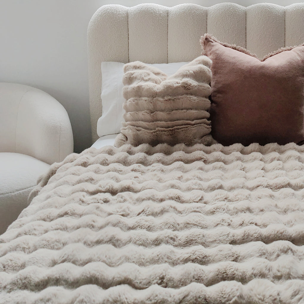 Limited Stock | Regal Faux Fur Luxurious Cosy Blanket Bedcover Massive Throw 160x200cm - Camel